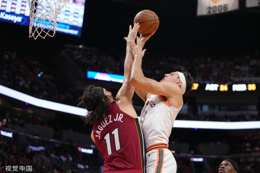 以草坪为例 以草坪为例