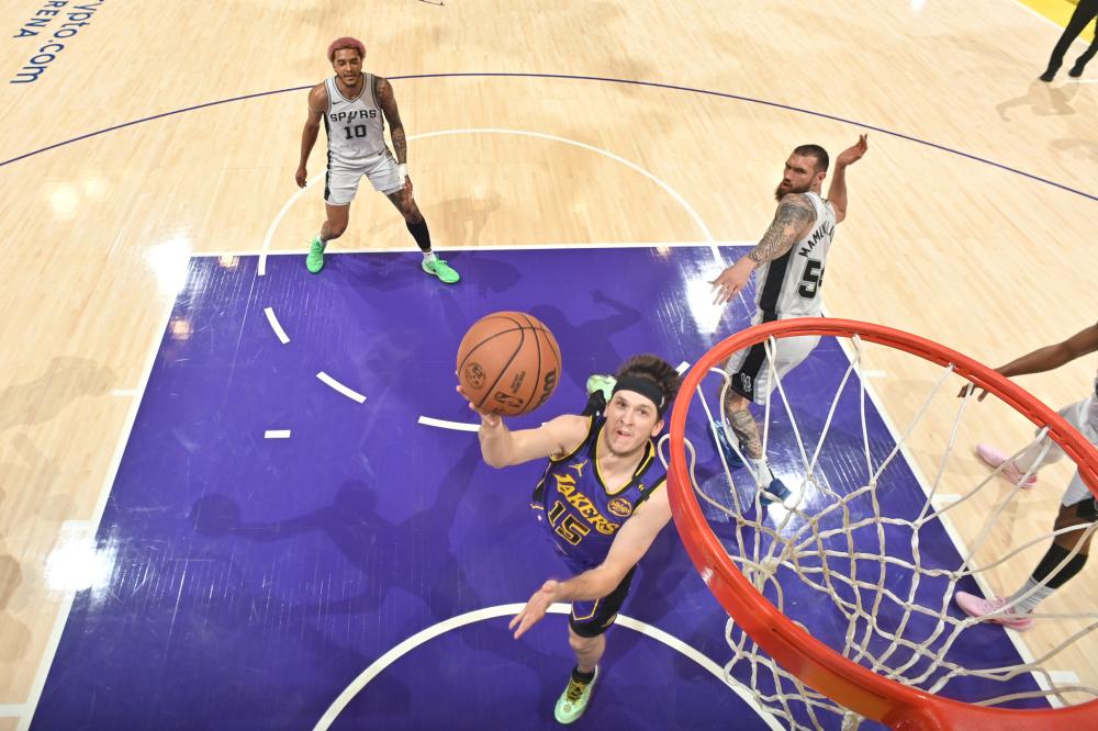 轻球员以构 轻球员以构