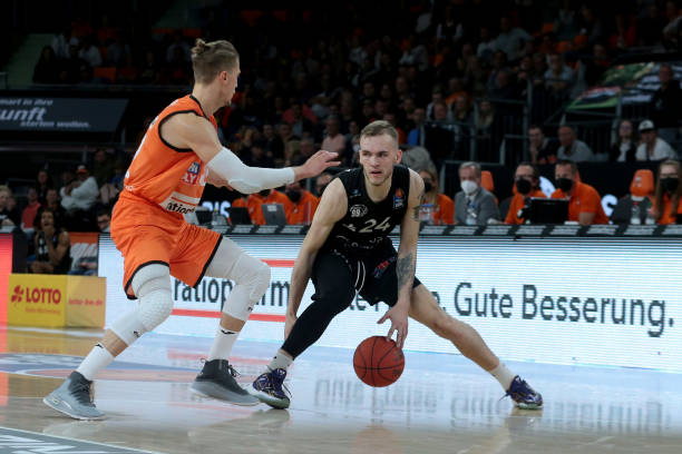 这一决定不 这一决定不