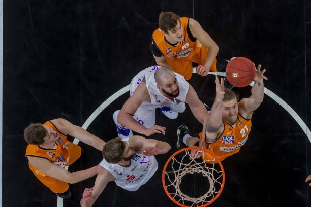 小牛仍能争 小牛仍能争